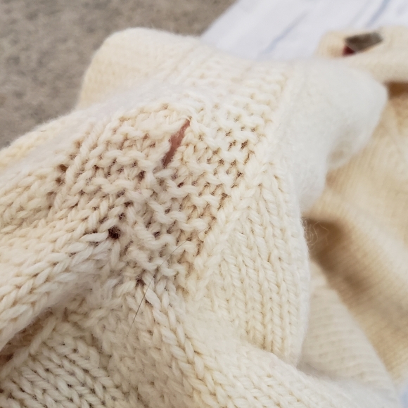 The Knitting Needle Vintage - Picture 9 of 10